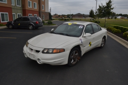 #4 2002 Pontiac Bonneville - Pre Crash Stills