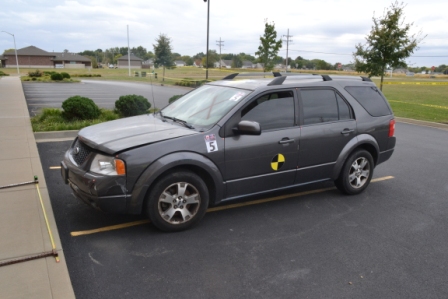 #5 2006 Ford Freestyle - Pre Crash Stills