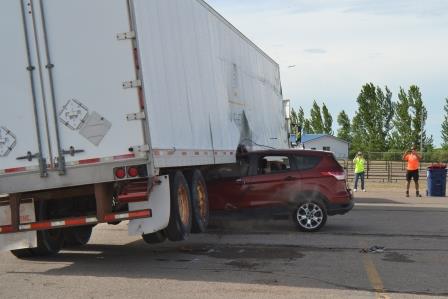 Ford Escape Under Ride Trailer